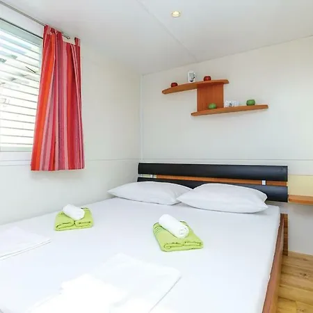 Garden Holiday home *