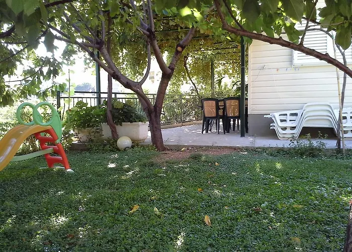 Garden *